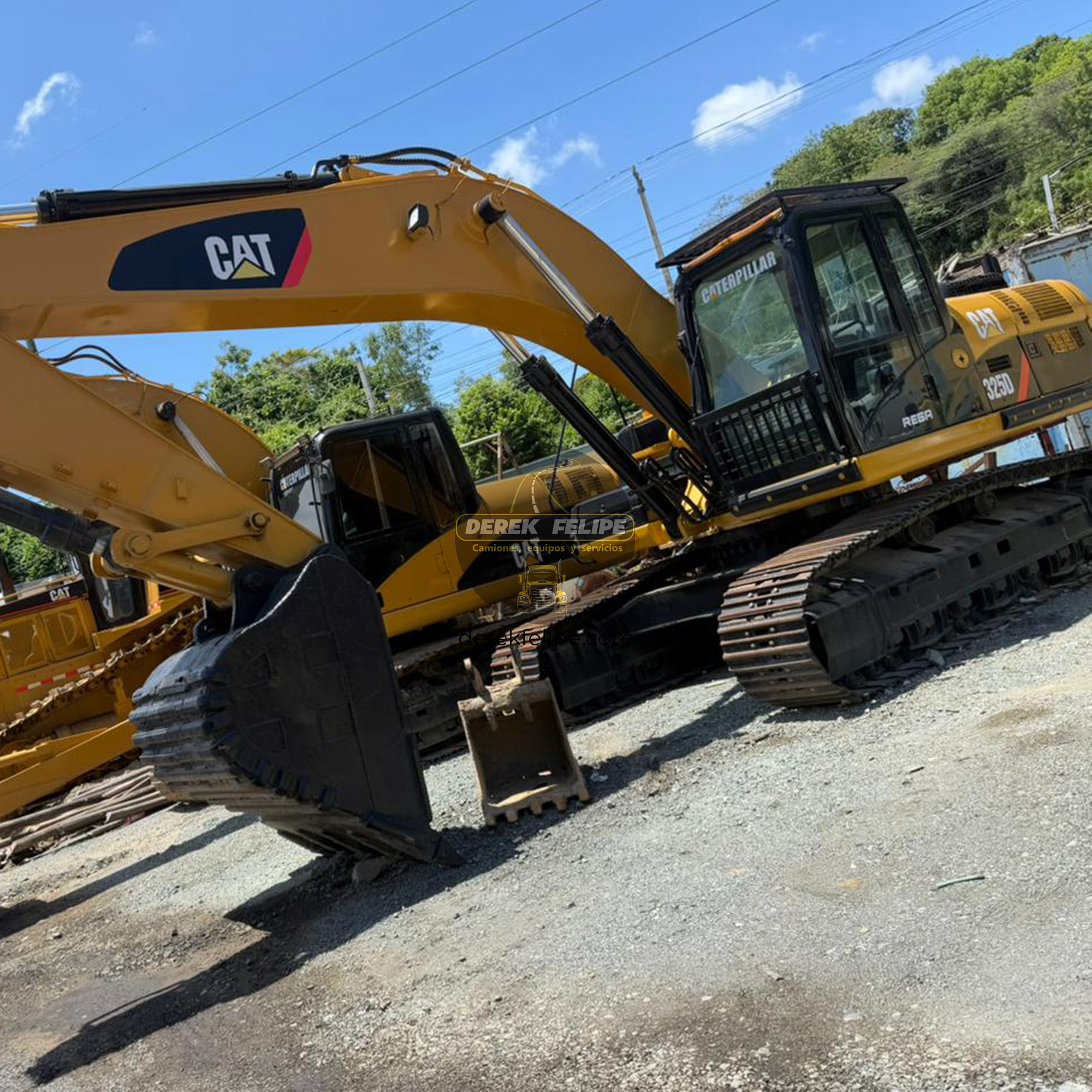 🚜 Caterpillar 325D – Excavadora de Orugas – Importada año 2015